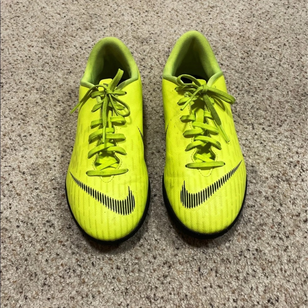 Nike Mercurial X Volt/Black Sneaker
